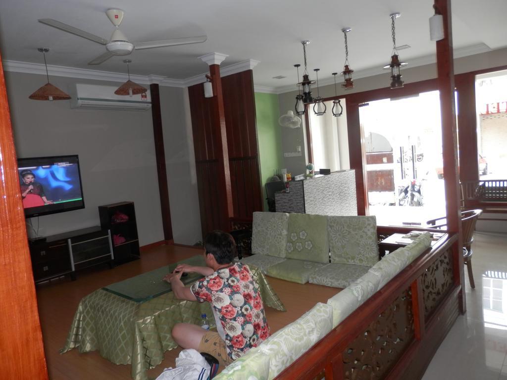 Malacca Travellers Planet Hotel & Guesthouse מראה חיצוני תמונה