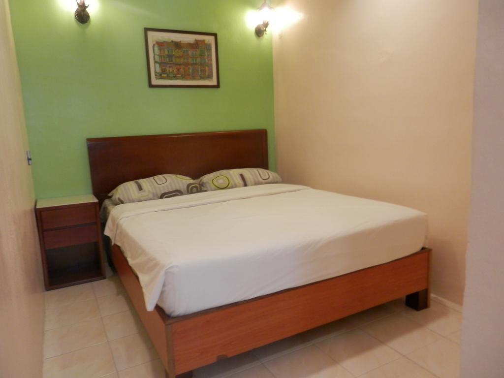 Malacca Travellers Planet Hotel & Guesthouse מראה חיצוני תמונה
