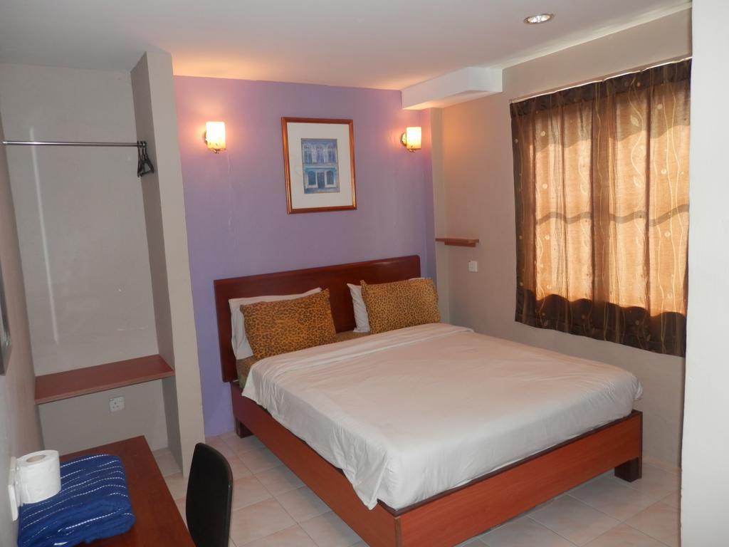 Malacca Travellers Planet Hotel & Guesthouse מראה חיצוני תמונה