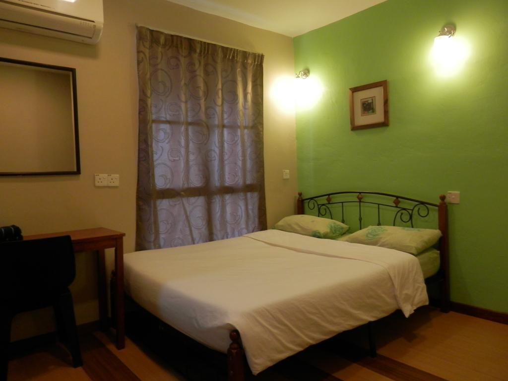 Malacca Travellers Planet Hotel & Guesthouse מראה חיצוני תמונה