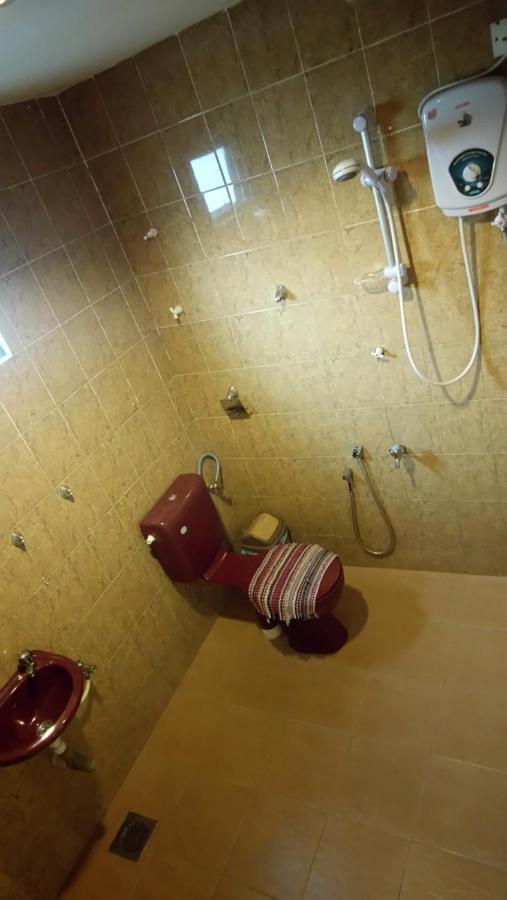 Malacca Travellers Planet Hotel & Guesthouse מראה חיצוני תמונה